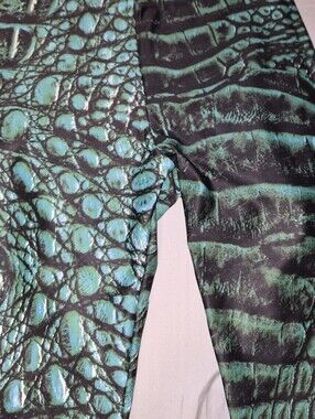 Poprageous lizard/dragon Leggings in Teal and Black